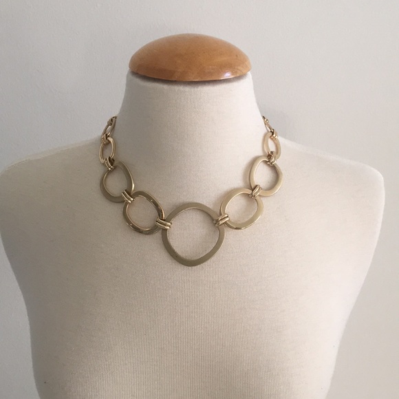 Etienne Aigner Equestrian VGUC Statement Necklace Vintage - Picture 3 of 5